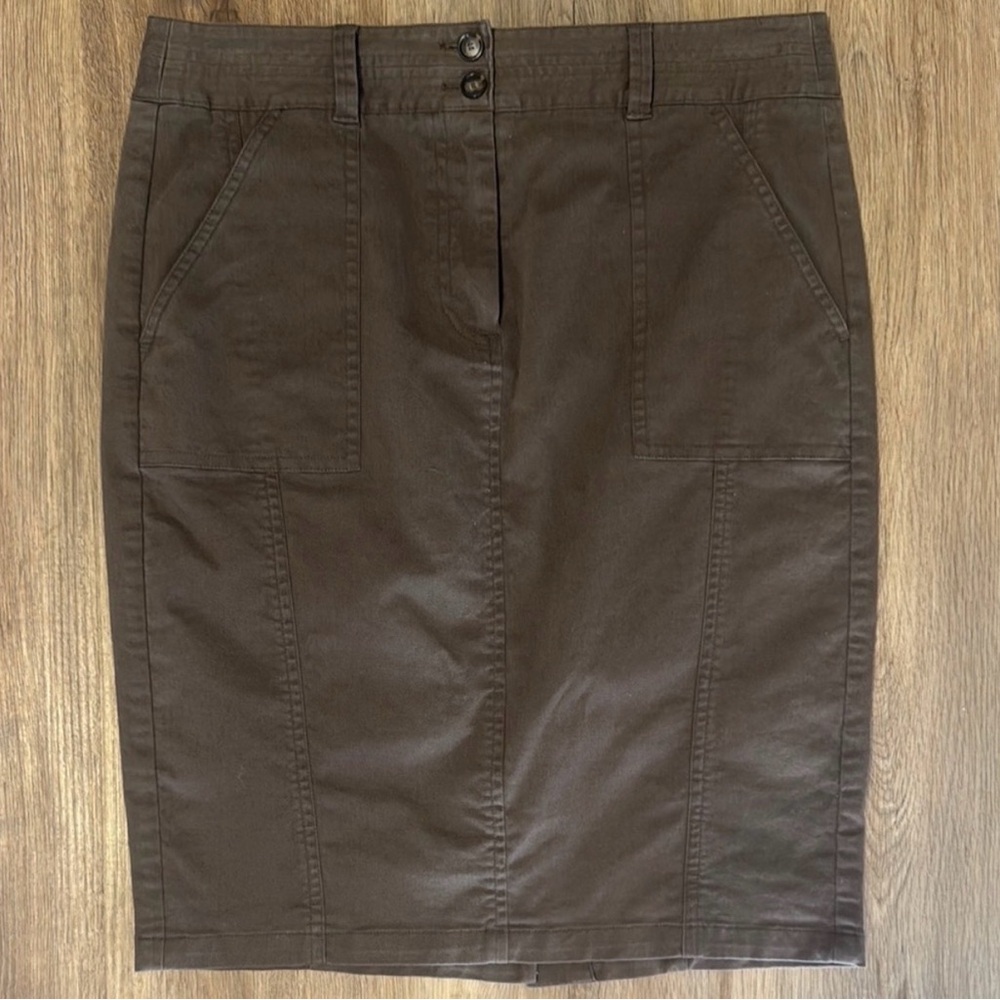 LOFT Brown Utility Pencil Skirt Size 6 Button Pocket Career Workwear